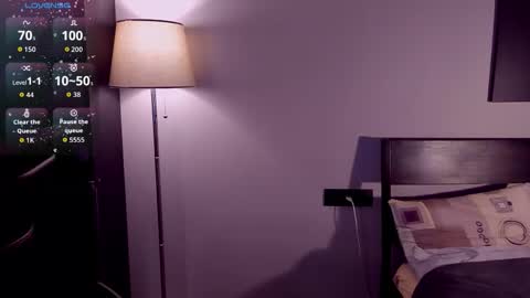 Emily online show from November 2025 06:42:02 PM