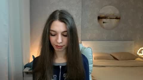 Kelly online show from September 2025 03:58:02 PM