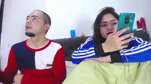 Snapshot of sofya_n_andy_ chatting on September 2025 07:08:01 AM sofya_n_andy_ online show from September 2025 07:08:01 AM