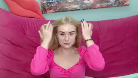 sofysoft online show from September 2025 05:00:02 AM