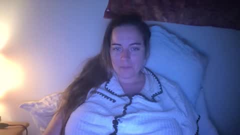 Snapshot of sola_limelight chatting on November 2025 04:01:01 AM sola_limelight online show from November 2025 04:01:01 AM