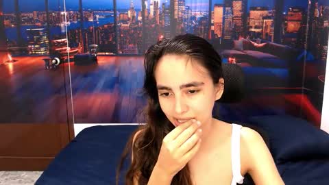 Snapshot of solarboom18 chatting on October 2025 07:14:01 PM solarboom18 online show from October 2025 07:14:01 PM