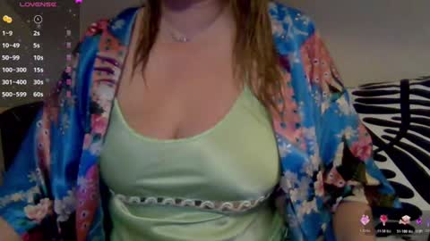 solesticia online show from October 2025 11:44:02 AM