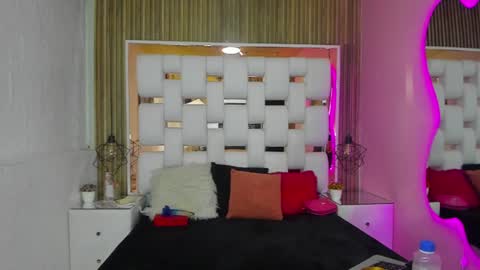 Sol Evans online show from March 2025 10:53:01 PM