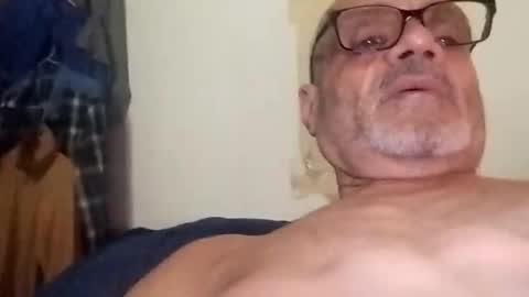 Snapshot of solokool7e chatting on December 2025 06:37:02 PM ELLIOTT online show from December 2025 06:37:02 PM