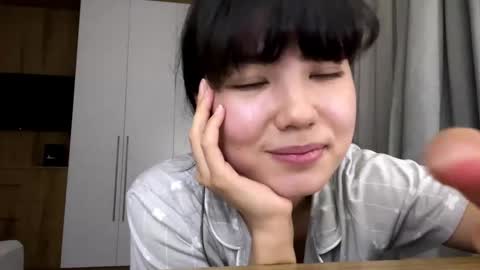 Sakura online show from December 2025 07:54:01 PM