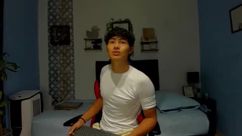 son_hades online show from February 2026 04:07:01 AM