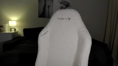 Snapshot of sonia_moon_ chatting on March 2025 02:30:02 AM sonia_moon_ online show from March 2025 02:30:02 AM