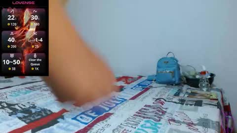 Snapshot of soniafuckboobs chatting on December 2025 10:17:02 PM soniafuckboobs online show from December 2025 10:17:02 PM