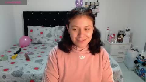 Snapshot of soniahardass chatting on April 2026 12:19:02 PM soniahardass online show from April 2026 12:19:02 PM