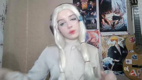 Mila online show from March 2026 04:32:02 PM