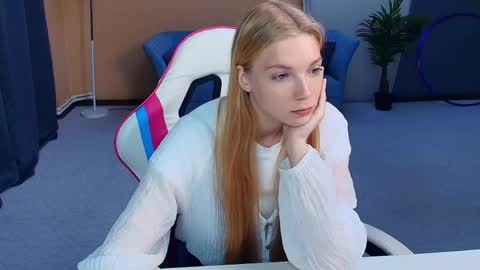 Snapshot of sonyalaviola chatting on June 2026 07:42:01 AM Sofia online show from June 2026 07:42:01 AM