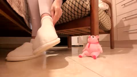 Snapshot of soph27 chatting on April 2026 10:21:02 AM Goddess Sophie online show from April 2026 10:21:02 AM