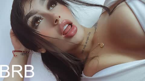 Sophi online show from February 2025 01:47:02 PM