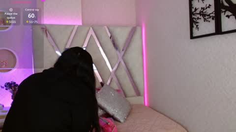 Shophi online show from January 2025 11:06:02 AM