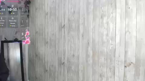Snapshot of sophi_thaylorr chatting on September 2025 01:00:02 PM Sophi Thaylorr online show from September 2025 01:00:02 PM