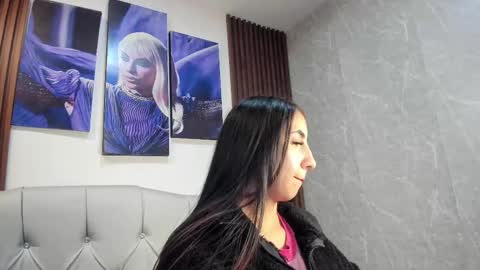 Snapshot of sophi_thaylorr chatting on October 2025 01:31:02 PM Sophi Thaylorr online show from October 2025 01:31:02 PM