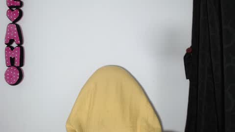Snapshot of sophia_666_ chatting on May 2026 01:00:01 AM Sophia online show from May 2026 01:00:01 AM