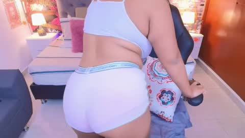 Snapshot of sophia__boobs chatting on October 2025 11:00:02 AM Sofia online show from October 2025 11:00:02 AM