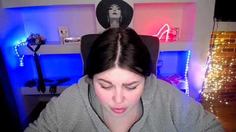 Snapshot of sophia__olsen chatting on January 2025 09:35:01 AM sophia__olsen online show from January 2025 09:35:01 AM