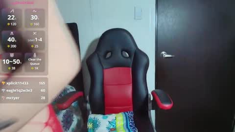 Sophia online show from October 2025 01:52:02 AM