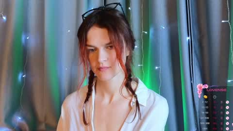 Sophia online show from February 2025 07:29:02 AM