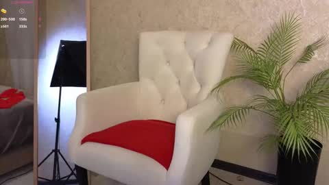 Sophia online show from March 2025 01:21:01 AM