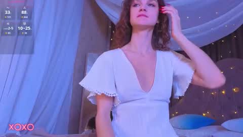 Sophia online show from November 2025 01:47:01 AM