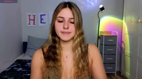 Sophia online show from December 2025 09:14:01 AM