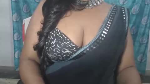 Snapshot of sophia_indian chatting on March 2026 06:40:02 AM Sophia Tamil online show from March 2026 06:40:02 AM