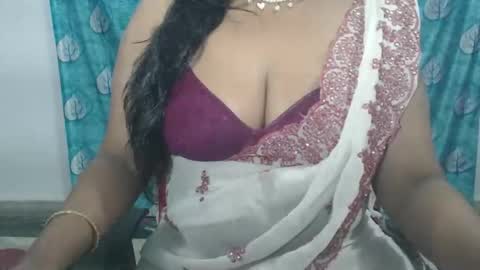 Snapshot of sophia_indian chatting on March 2026 05:30:02 AM Sophia Tamil online show from March 2026 05:30:02 AM
