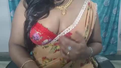 Snapshot of sophia_indian chatting on March 2026 06:09:02 PM Sophia Tamil online show from March 2026 06:09:02 PM
