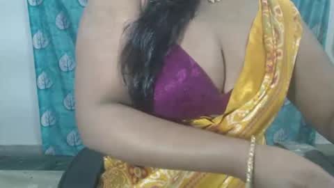 Snapshot of sophia_indian chatting on April 2026 05:30:01 AM Sophia Tamil online show from April 2026 05:30:01 AM