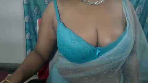 Snapshot of sophia_indian chatting on April 2026 07:57:02 AM Sophia Tamil online show from April 2026 07:57:02 AM