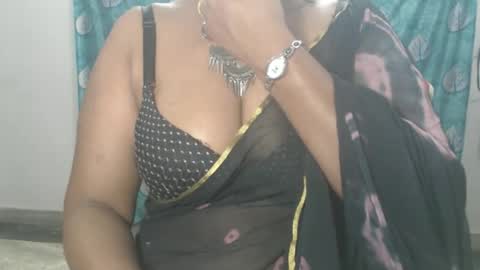 Snapshot of sophia_indian chatting on May 2026 05:14:02 AM Sophia Tamil online show from May 2026 05:14:02 AM