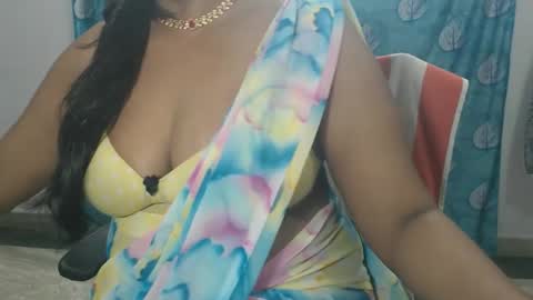 Snapshot of sophia_indian chatting on May 2026 06:52:02 AM Sophia Tamil online show from May 2026 06:52:02 AM