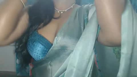 Snapshot of sophia_indian chatting on May 2026 05:16:02 AM Sophia Tamil online show from May 2026 05:16:02 AM