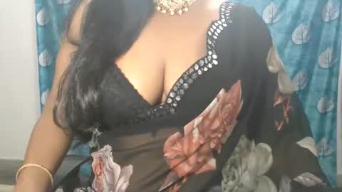 Snapshot of sophia_indian chatting on June 2026 04:36:02 AM Sophia Tamil online show from June 2026 04:36:02 AM