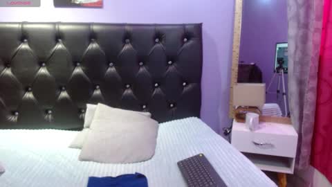 Snapshot of sophia_ny chatting on December 2024 09:30:01 PM SOPHIA online show from December 2024 09:30:01 PM