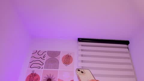 Snapshot of sophia_rhoades_ chatting on December 2024 04:42:02 AM Sophi online show from December 2024 04:42:02 AM