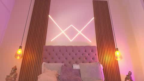 Snapshot of sophia_turneer chatting on November 2025 08:02:01 PM sophia_turneer online show from November 2025 08:02:01 PM