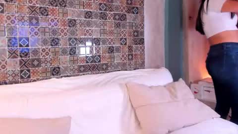 Sofi online show from February 2025 11:01:02 AM