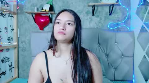 Sophie online show from March 2026 11:35:01 AM