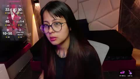 Snapshot of sophiaa_7 chatting on October 2025 11:32:02 AM Sophi online show from October 2025 11:32:02 AM