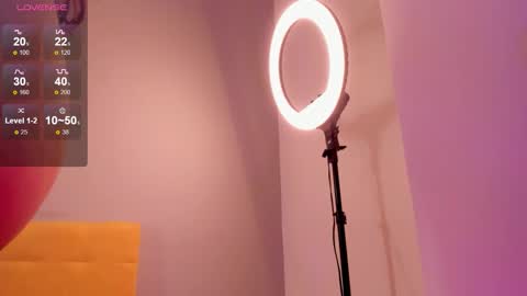 Snapshot of sophiaa_sensual chatting on October 2025 01:39:03 AM Sophia online show from October 2025 01:39:03 AM