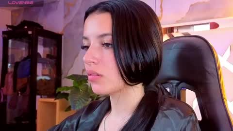 Snapshot of sophiadoll_tf chatting on June 2026 01:00:02 PM sophiadoll_tf online show from June 2026 01:00:02 PM
