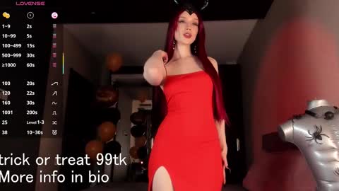 Im Sophia. Give me thumb up it helps to make my stream better ONLINE GTM3 5PM-11PM online show from October 2025 02:40:02 PM