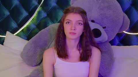 Snapshot of sophiaprove chatting on November 2025 04:24:01 PM SophiaProve online show from November 2025 04:24:01 PM