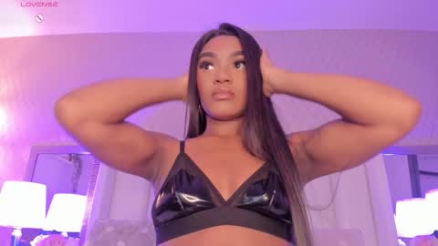 SophiaSmiths online show from October 2025 10:00:02 PM