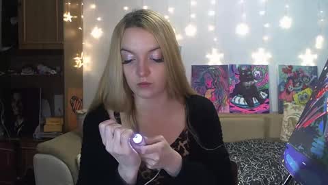 SophiaSonata online show from December 2024 06:38:01 PM